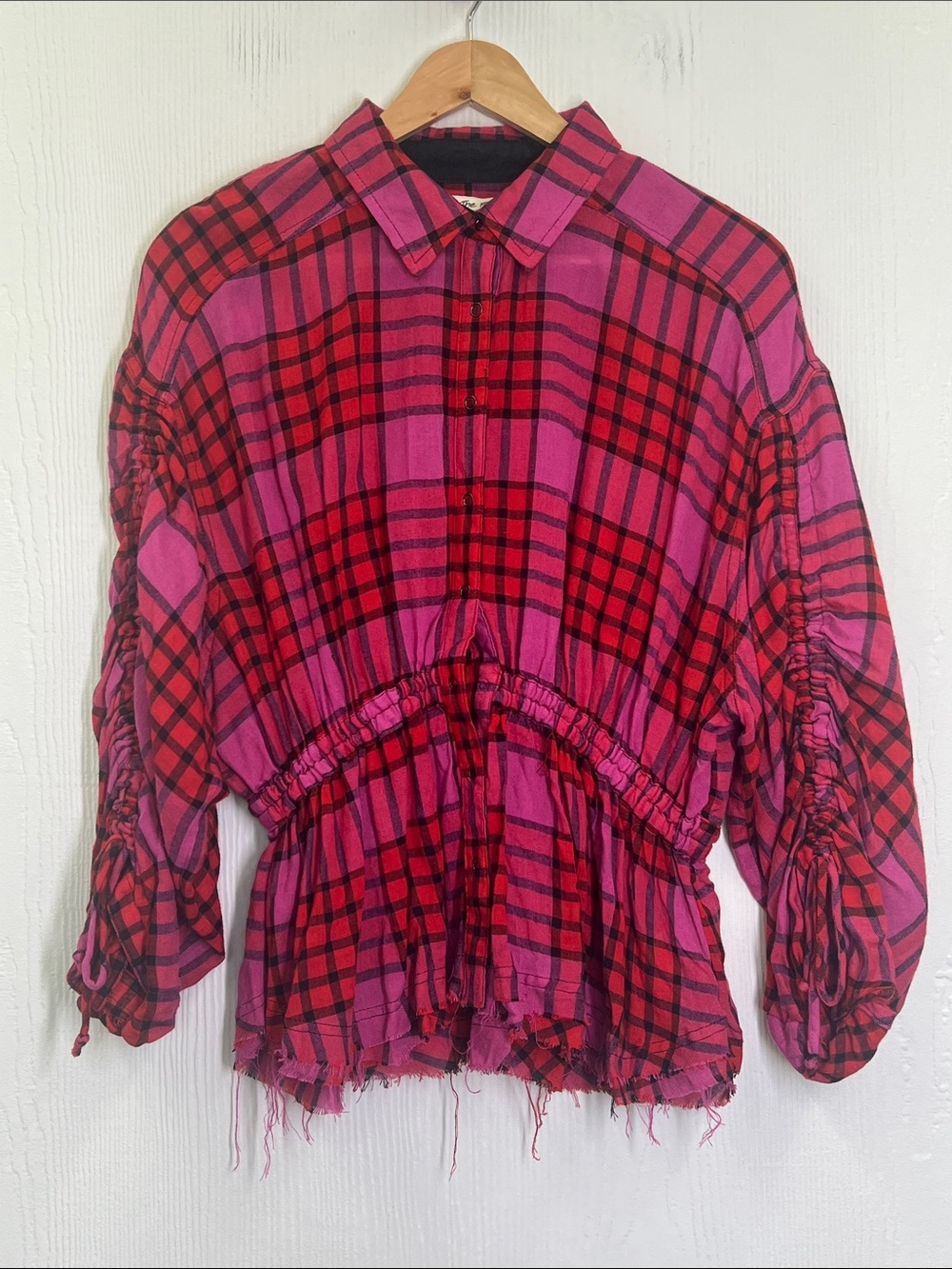 Free People - We The Free Pacific Dawn Pink Red Plaid Ruched Sleeve Blouse Small - Picture 10 of 13